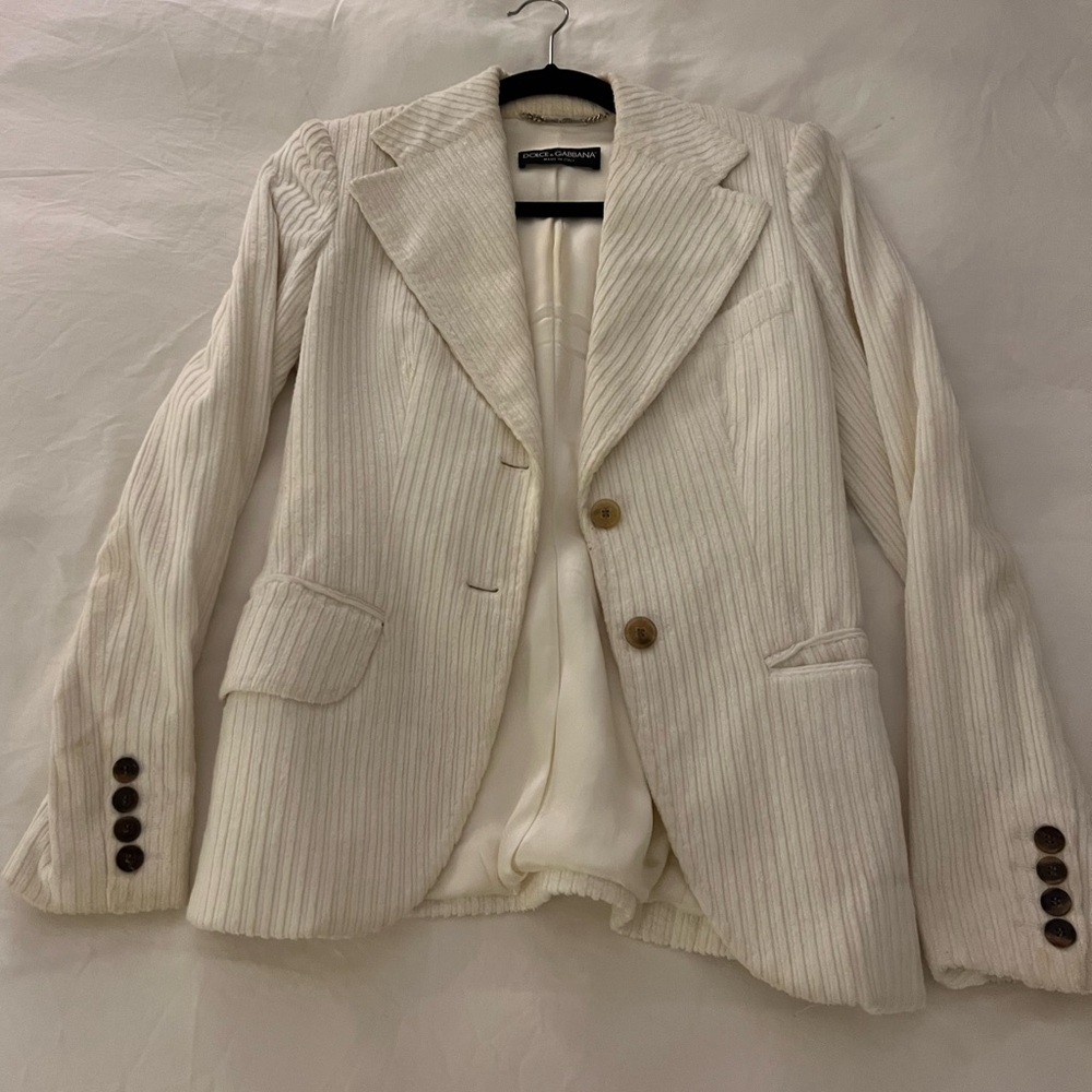 Dolce & Gabbana white blazer.